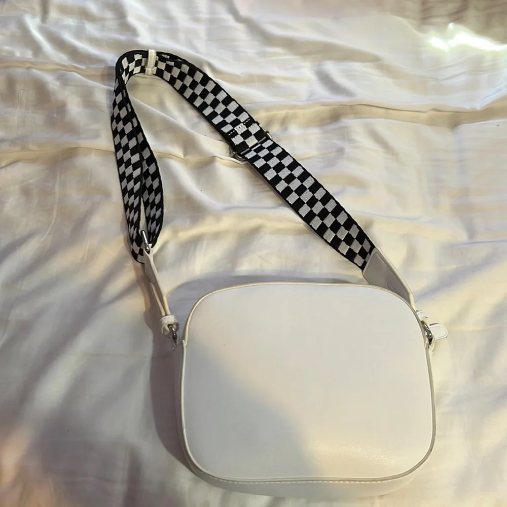 checkered camera bag